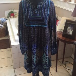 Long sleeve White Mark dress